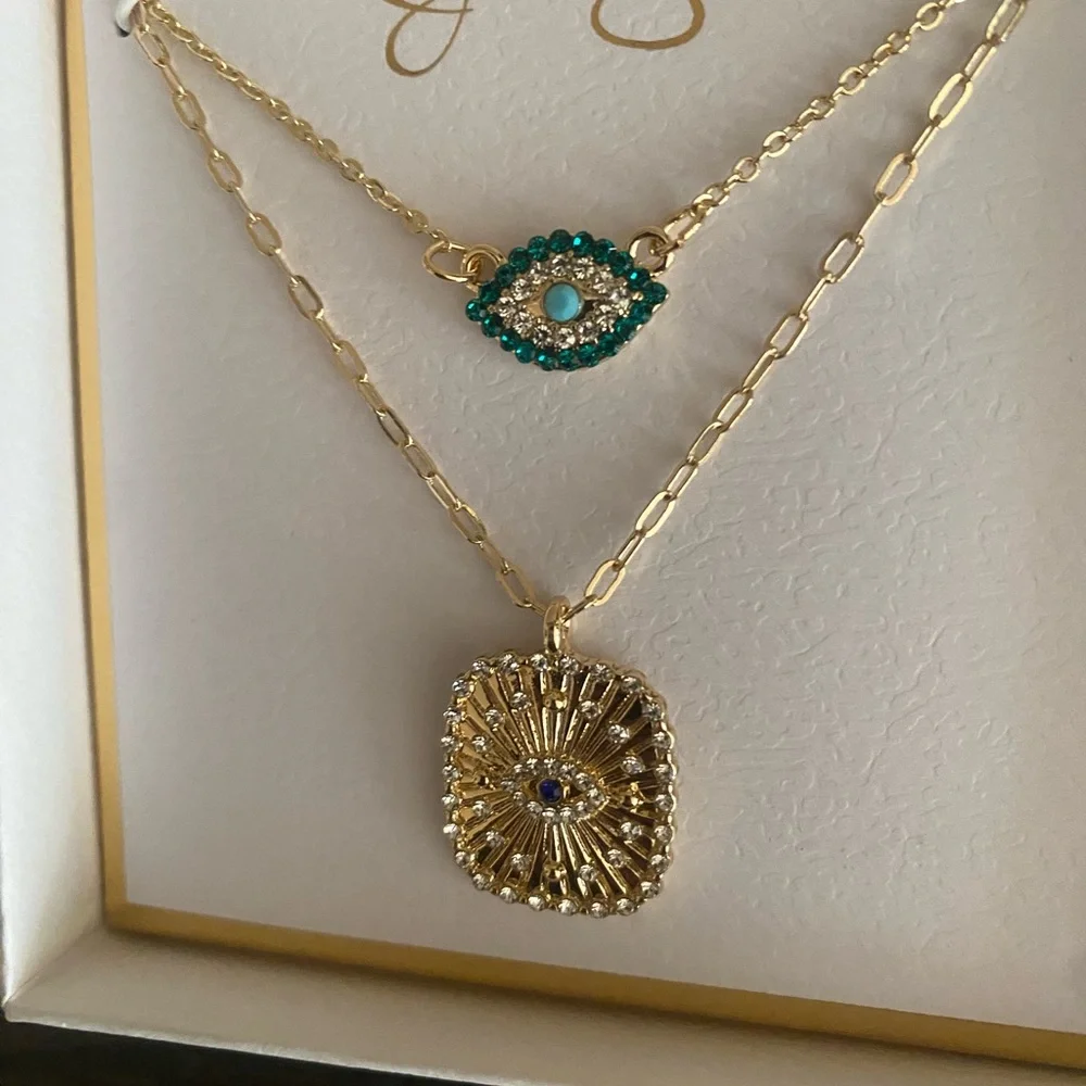 NEW Jessica Simpson necklace
